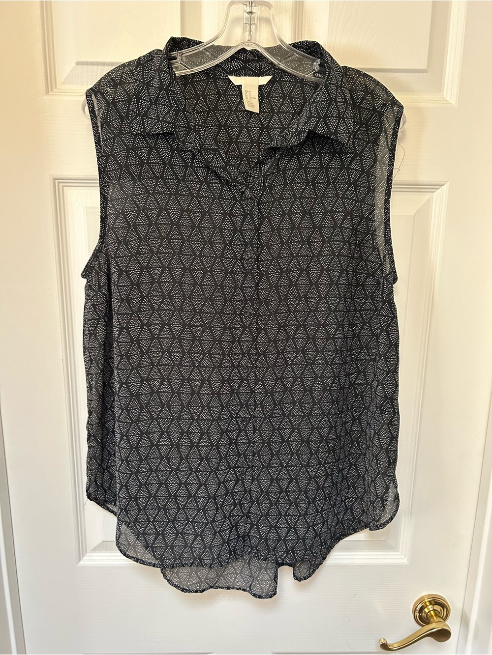 H&M Black Geometric Print Sleeveless Collared Tank